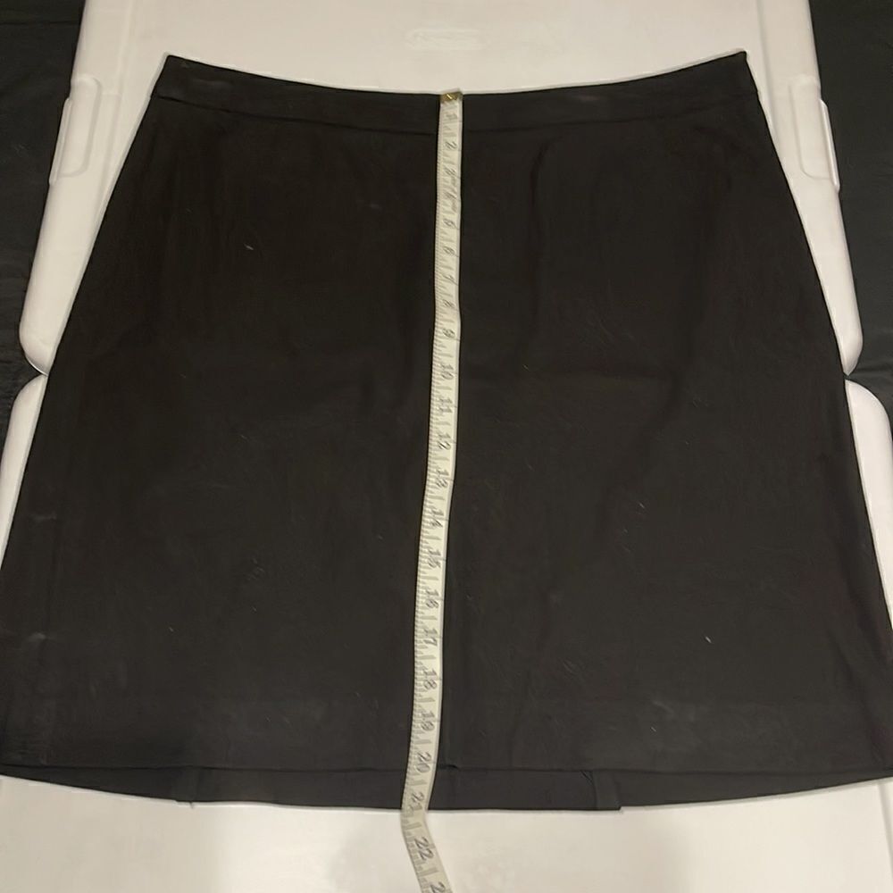 GAP Size 12 Stretch Black Skirt - Picture 5 of 5